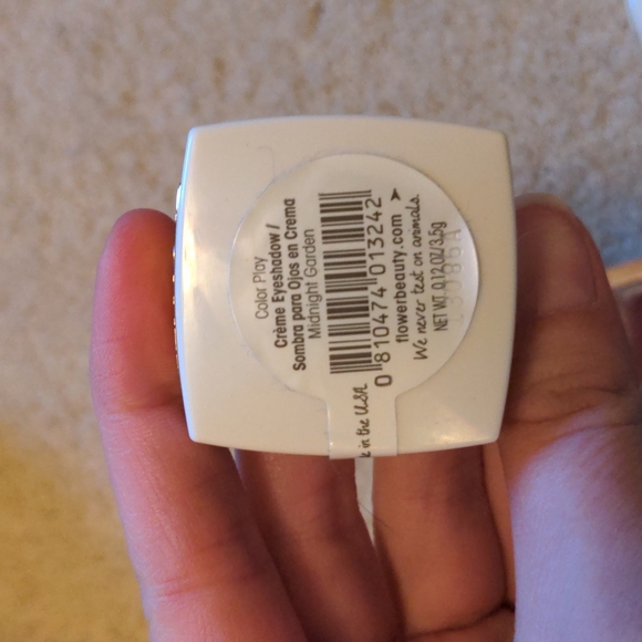 Flower Cosmetics makeup and Clinique bag set - Picture 10 of 15